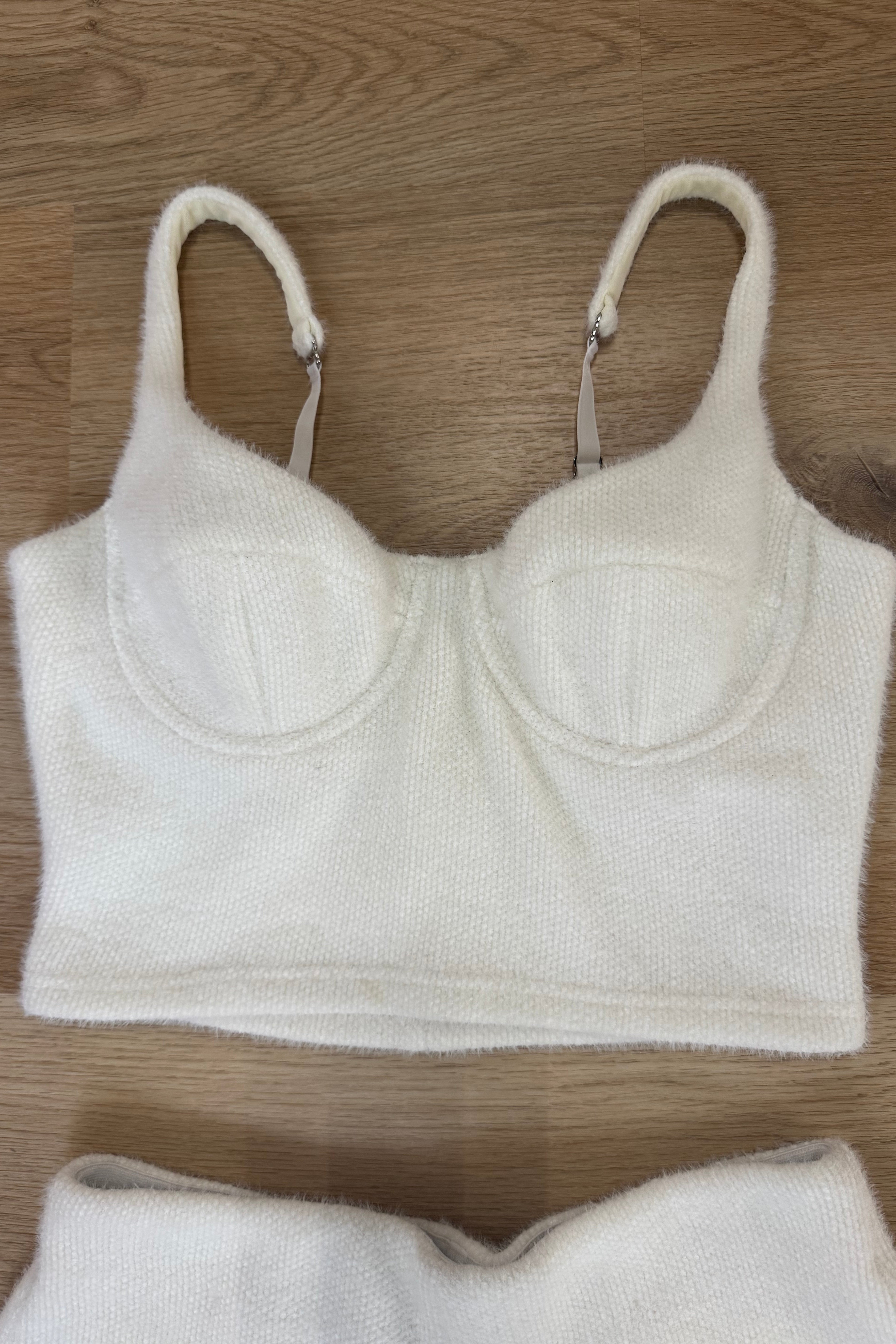 SAMPLE SALE 272