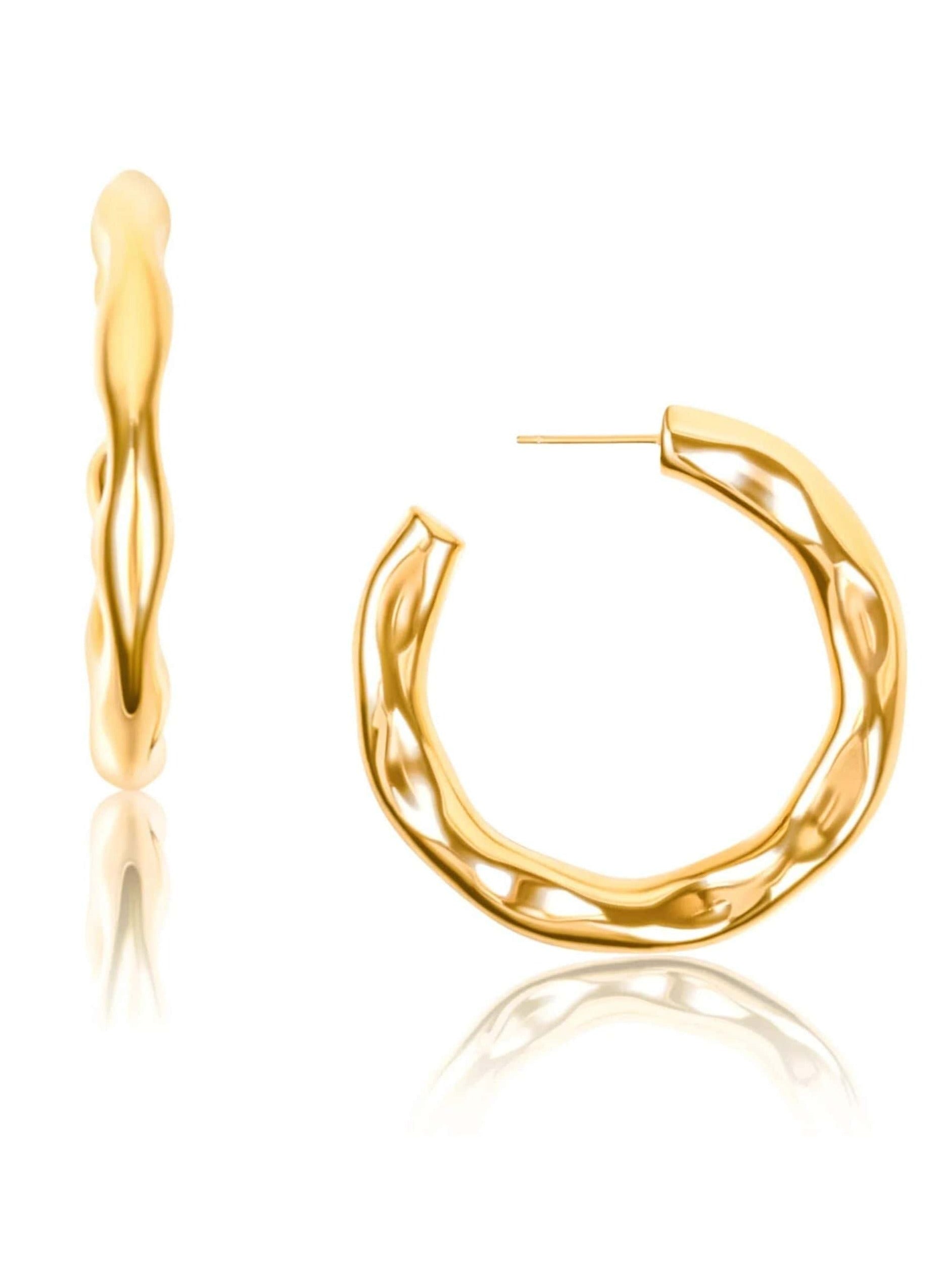 Ellie Vail earrings Astrid Hammered Hoop // EARRING