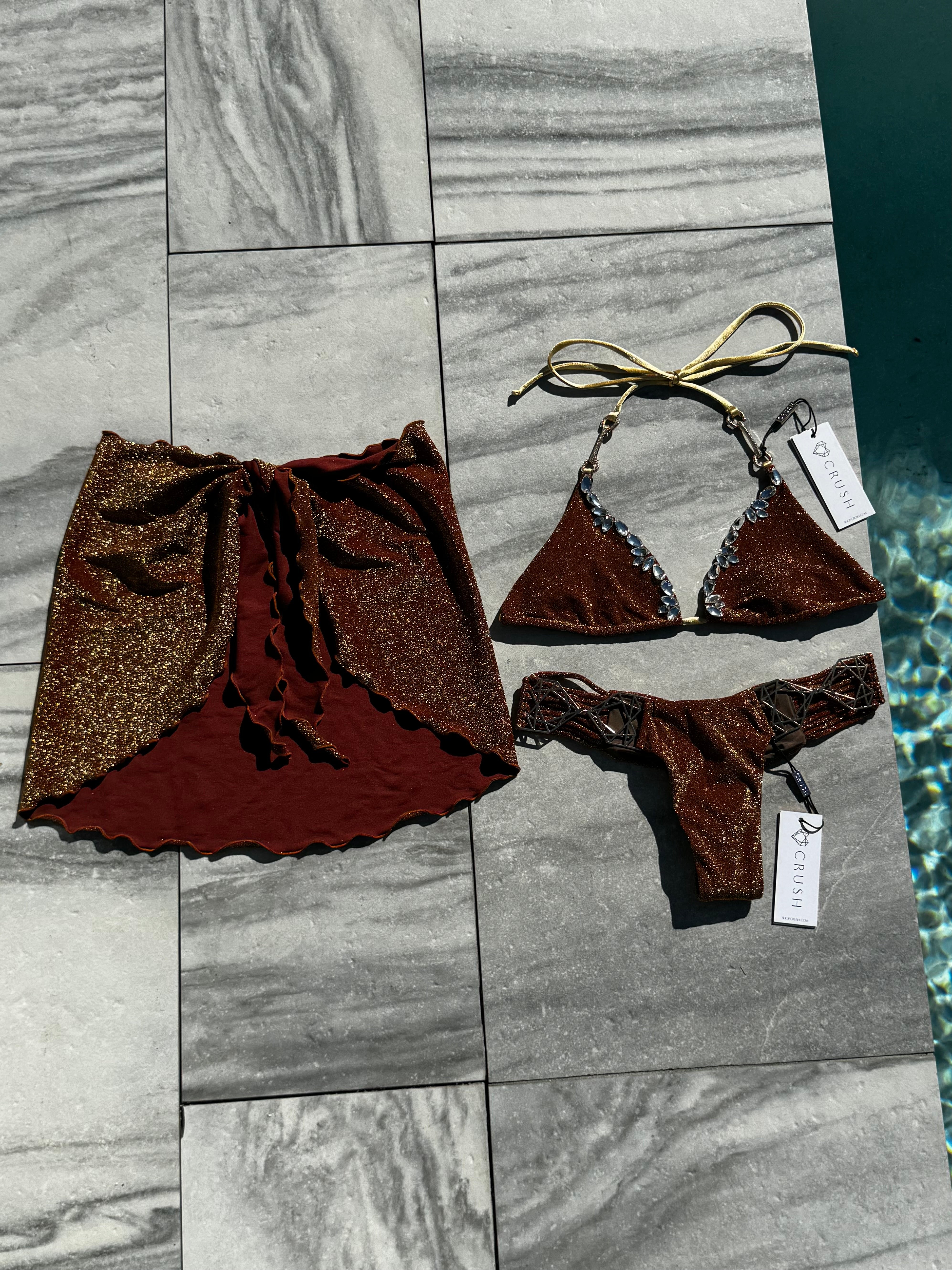 SAMPLE SALE 36 TOP + SARONG - Bikini Crush Swimwear