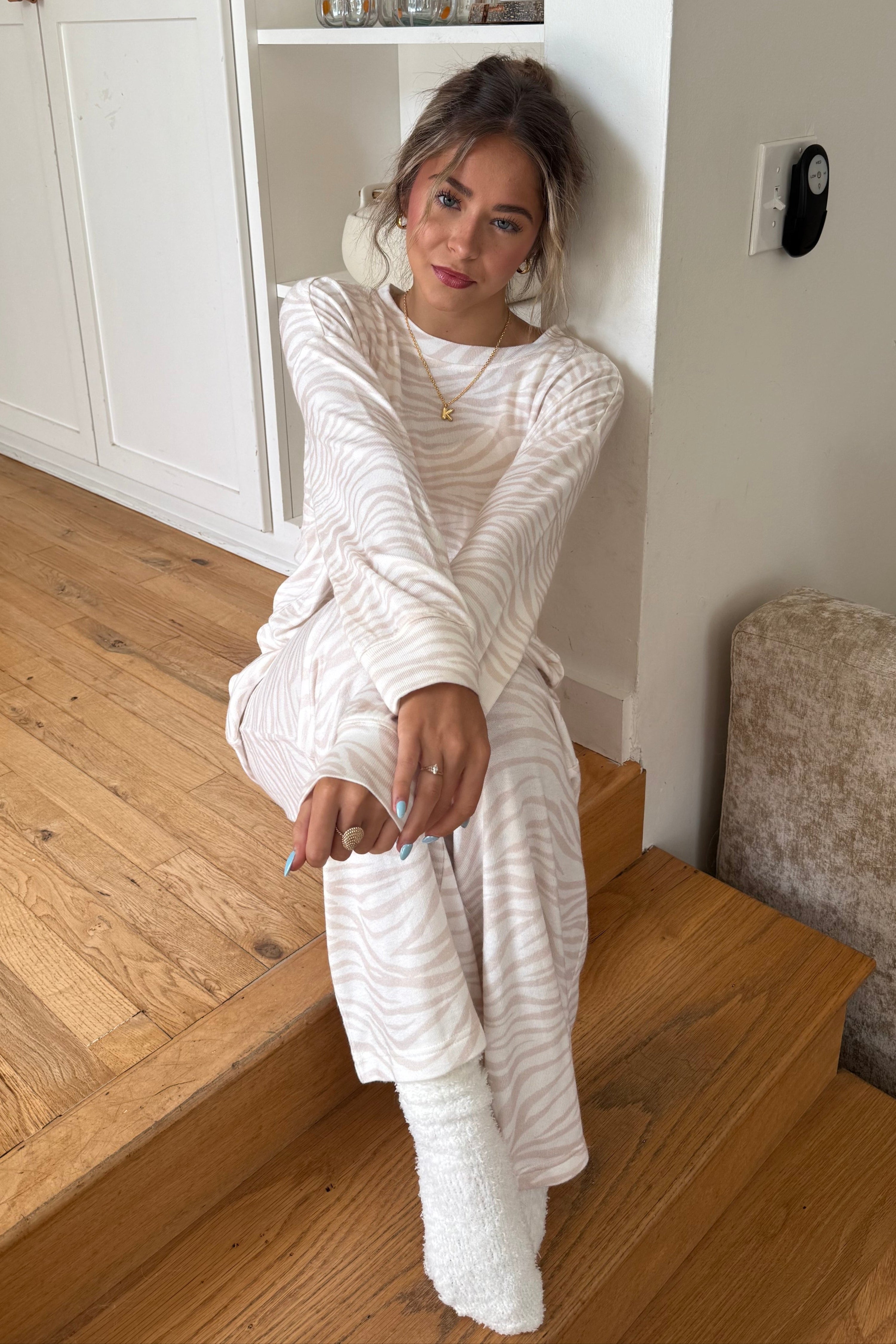 Mai Crew Sweatshirt - White Tiger