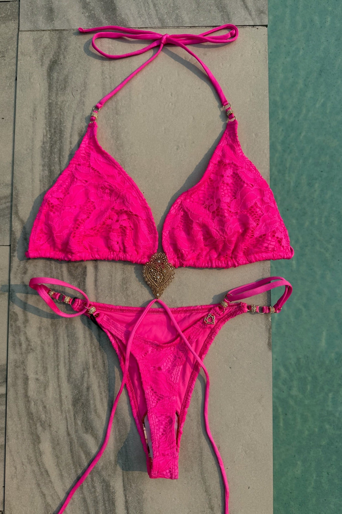 Sample Sale 044 (3 Piece Set- 1 Top & 2 Bottoms)
