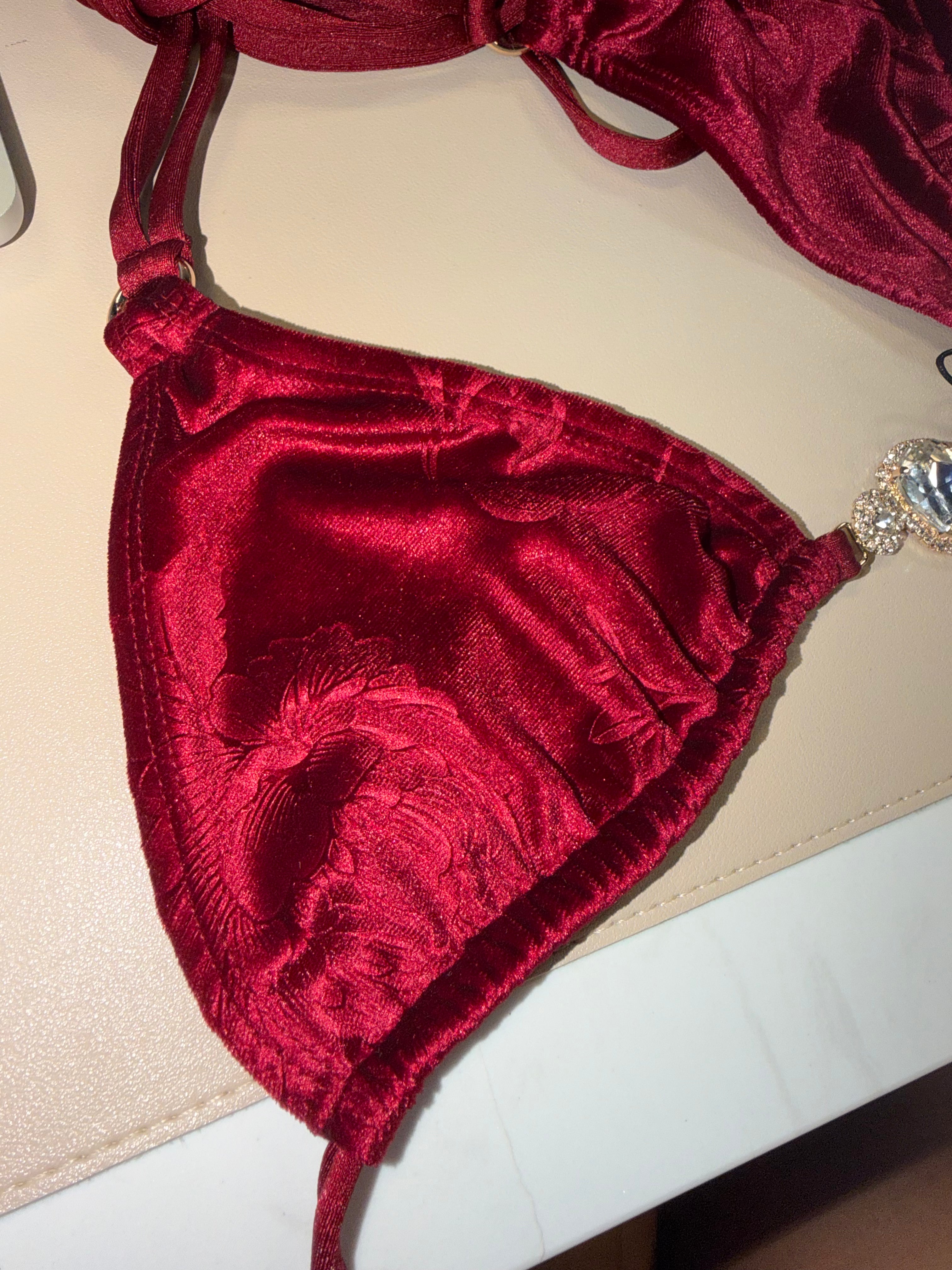 Sample Sale 016 (3 Pieces- 1 Top, 1 Scrunch, 1 Thong)