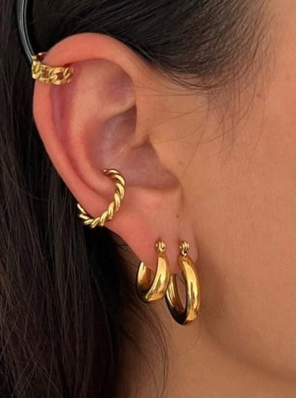 Ellie Vail earrings 18k Anastasia Huggie Hoop Earring