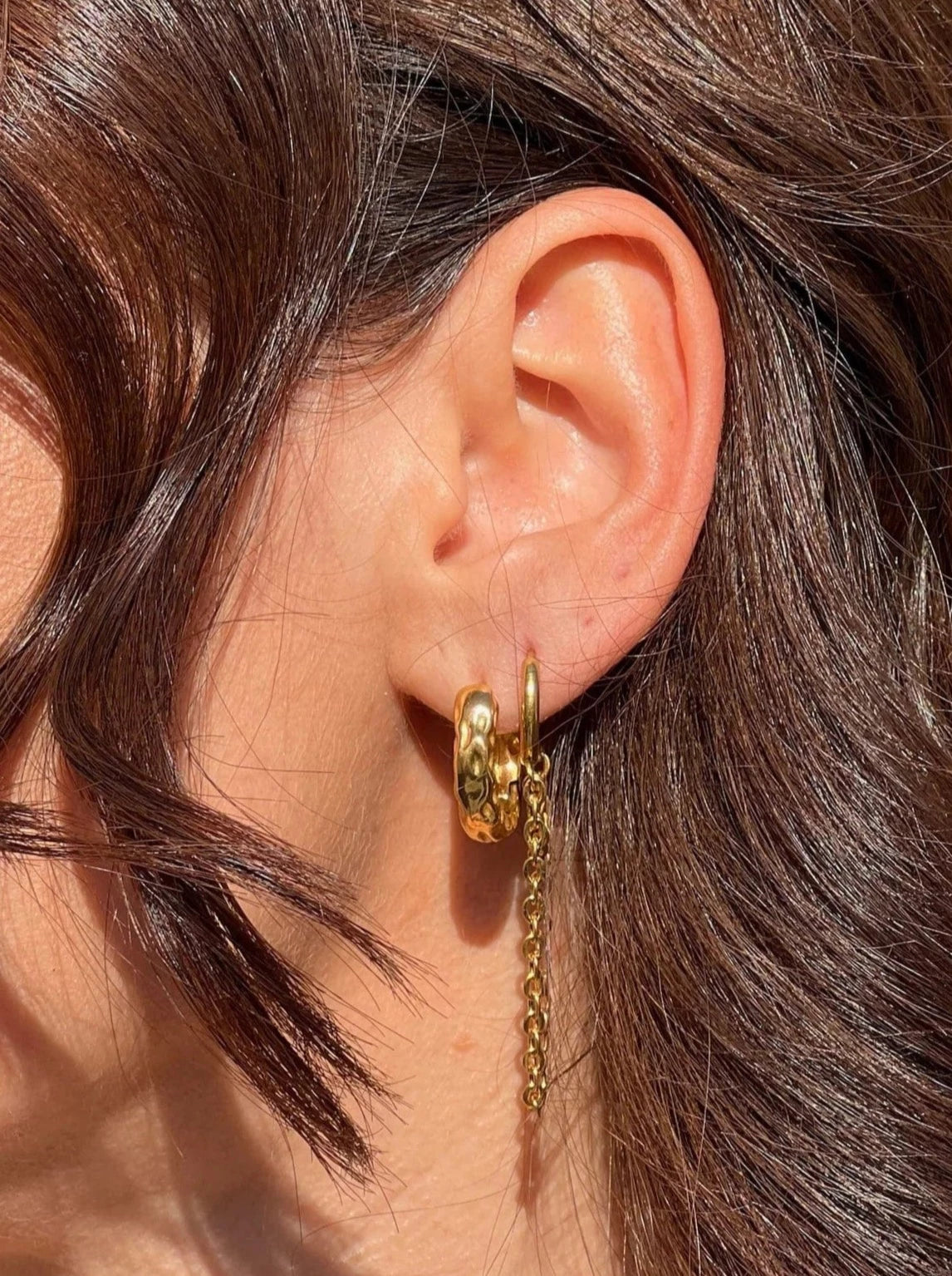 Ellie Vail earrings Kira Drop Chain Huggie Hoop // EARRING