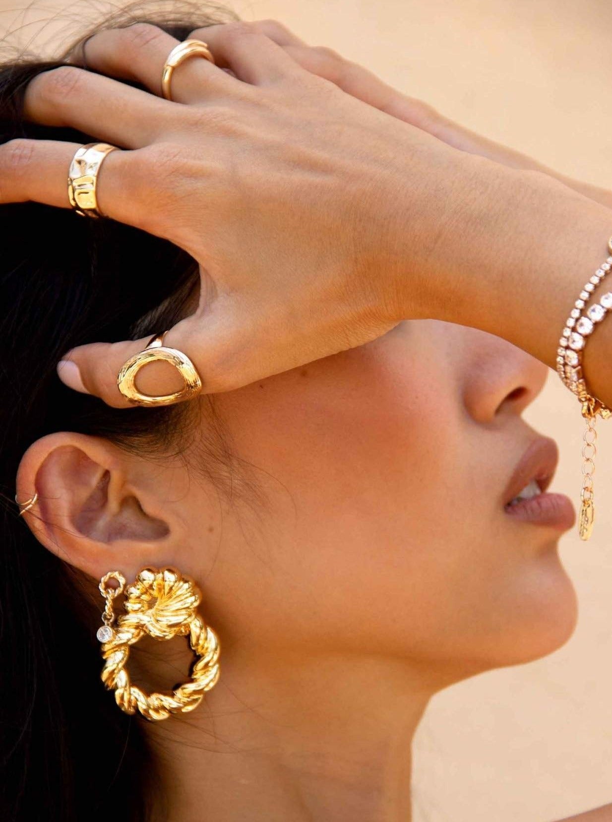 ettika earrings 18k GOLD TWIST // EARRINGS